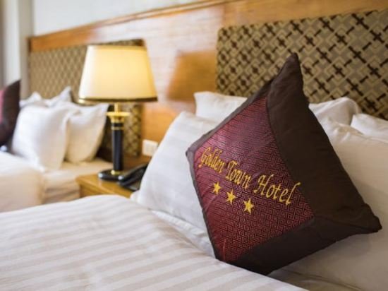 Фото Golden Town Hotel