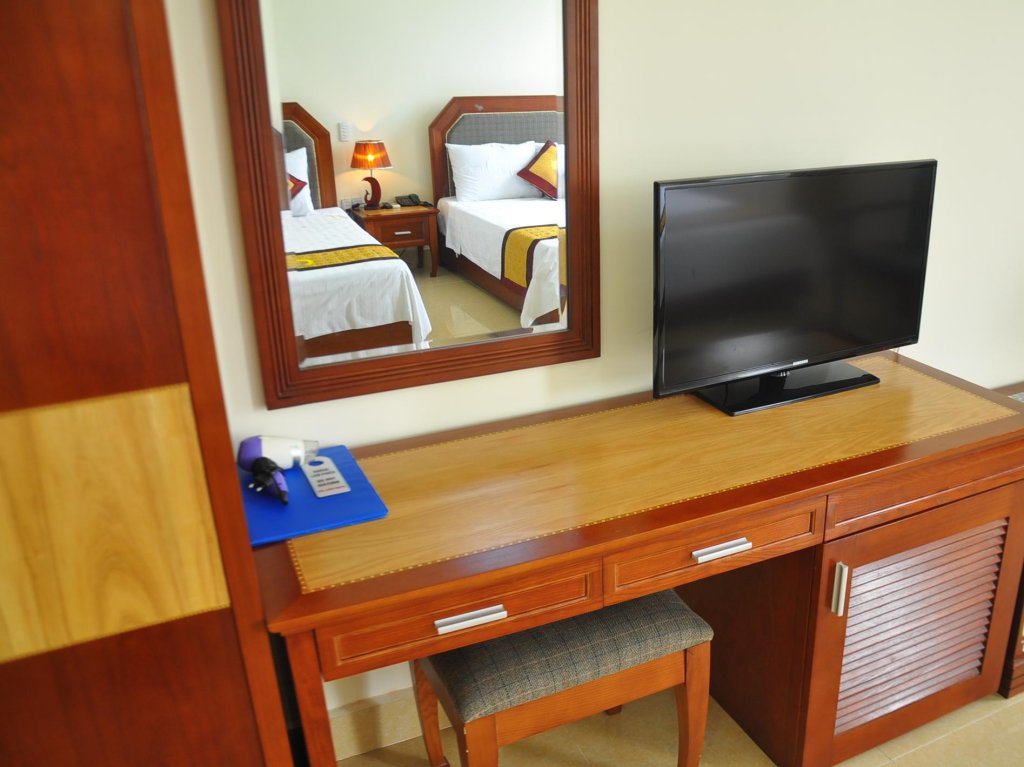 Фото Hai Long Hotel