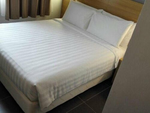 Гостиница Hotel Seri Perkasa в Кота-Кинабалу