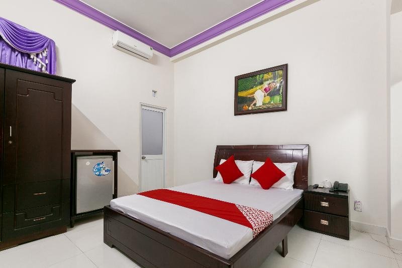 Фото Oyo 486 Nhat Nhat Hotel