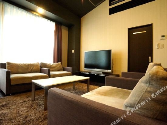 Фото Hotel LiVEMAX Esaka