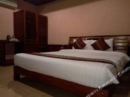 Фото Sangsawan Palace Khaolak Resort