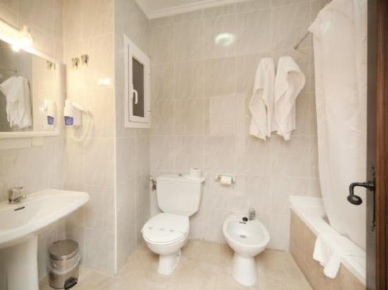 Фото Hotel La Carreta