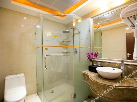 Фото Chuanlong Hotel