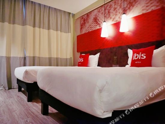 Фото Ibis Jiayuguan Railway Station Hotel