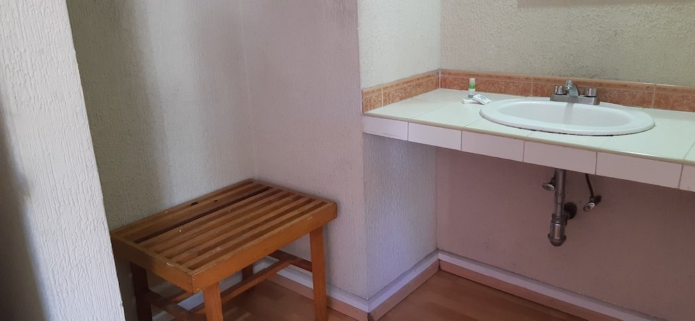 Фото Hotel Zacatecas Courts