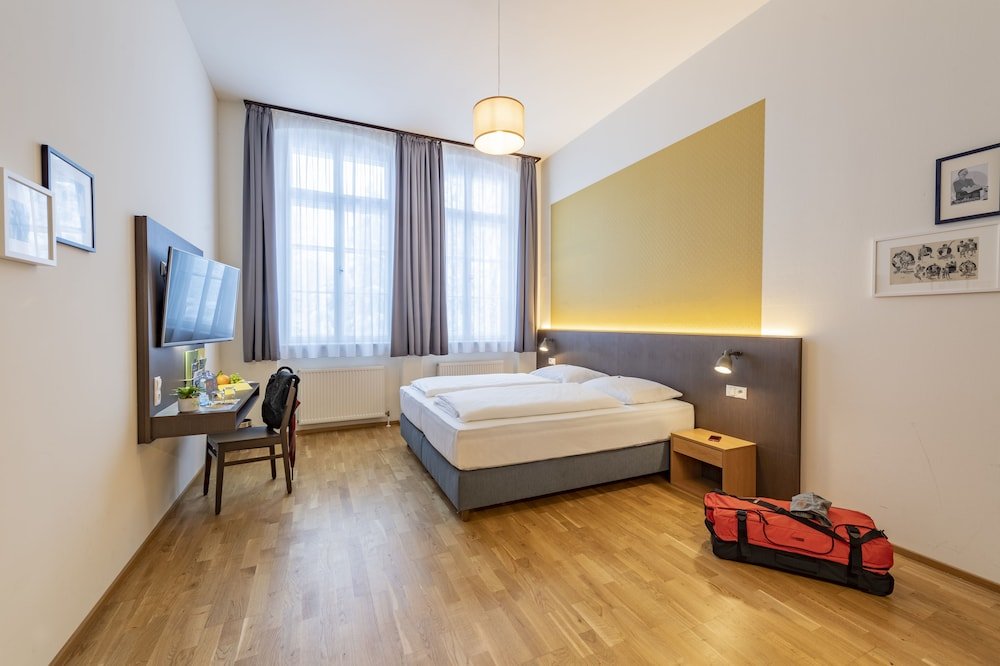 Фото Jufa Hotel Bregenz