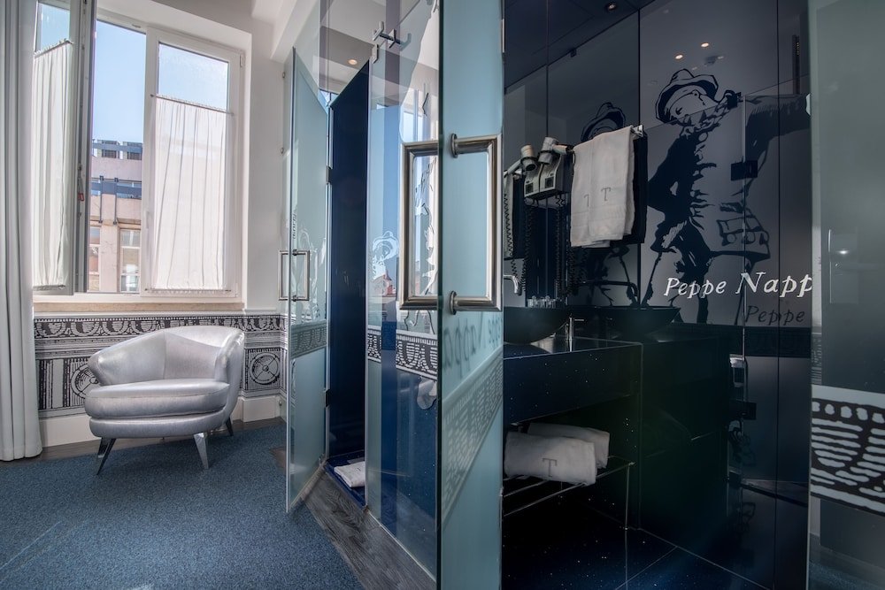 Фото Teatro Boutique Bed & Breakfast