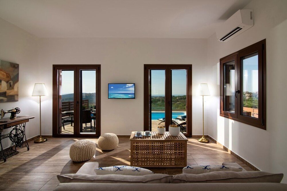 Фото Villa Liatiko, Heated pool, Amazing views