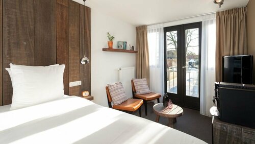 Внешний вид отеля Van Heeckeren Hotel в Несе, фото 1