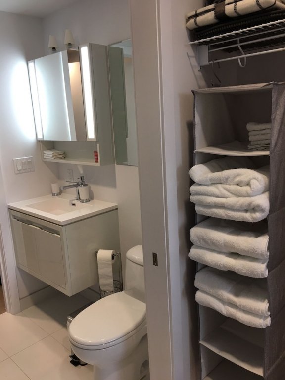 Фото Luxury home in downtown Montreal