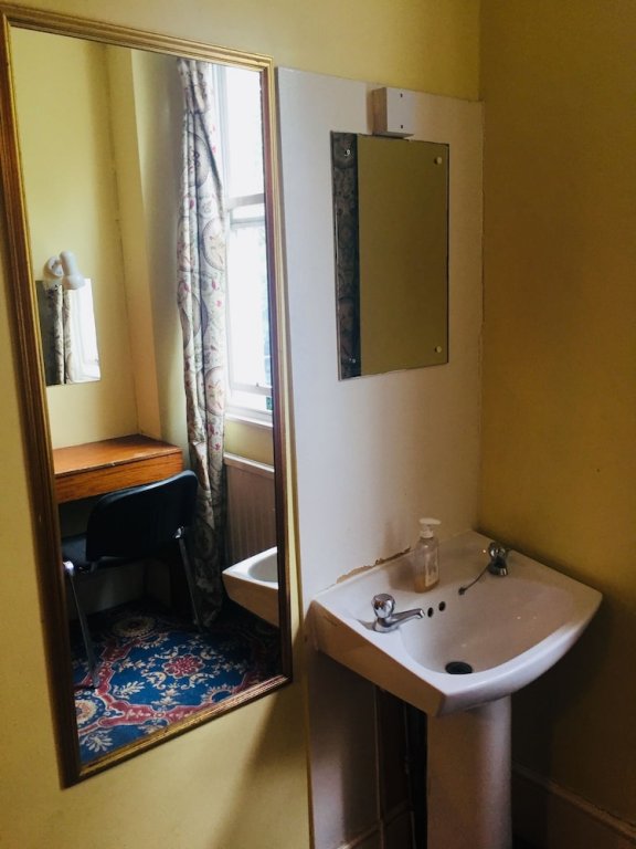 Фото Gresham Hotel