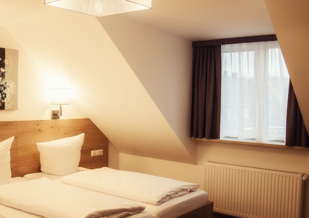 Фото Hotel Stadtvilla Central