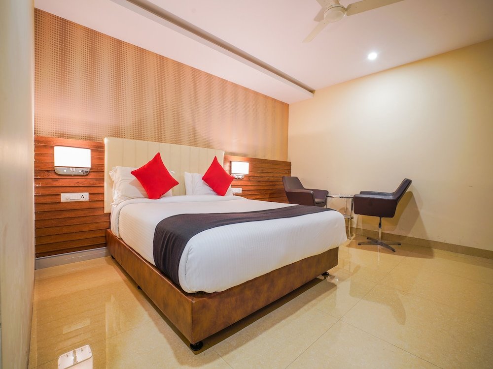 Фото Capital O 23502 Hotel Millennium Grand