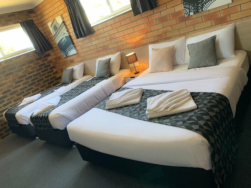 Гостиница Squatters Homestead Motel в Казино