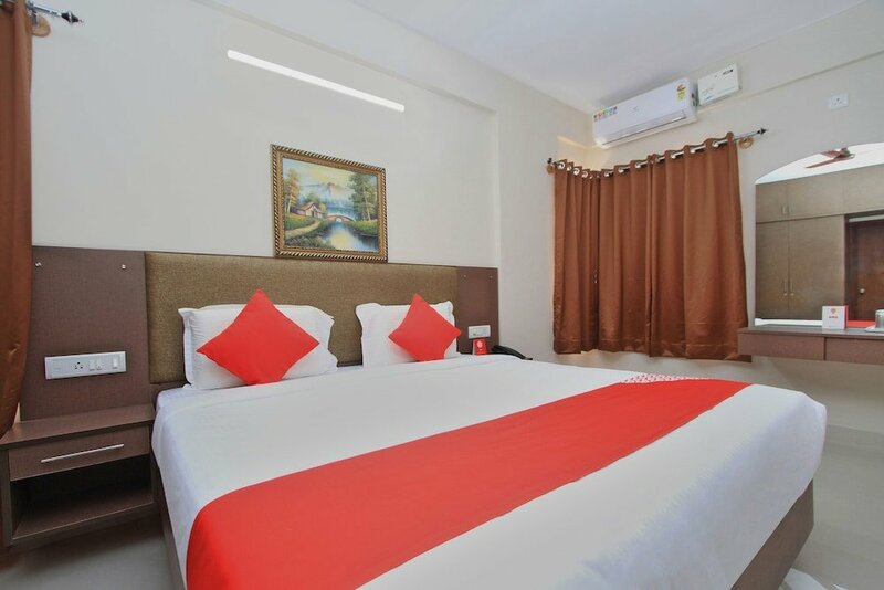 Гостиница Oyo 10379 Hotel Varcity Sapphire в Бангалоре