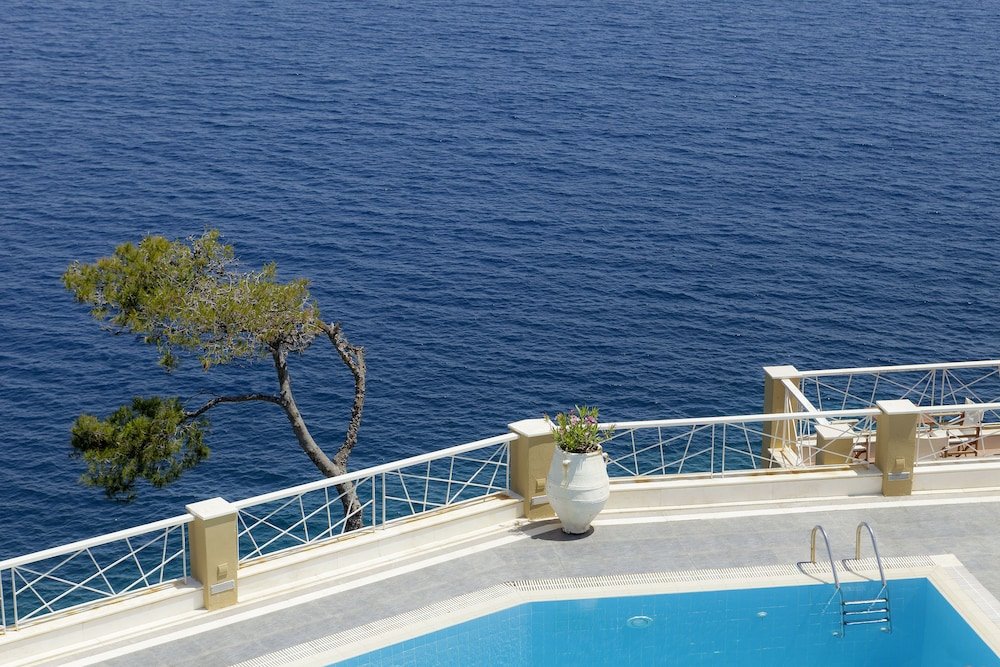 Фото Cape Kanapitsa Hotel & Suites