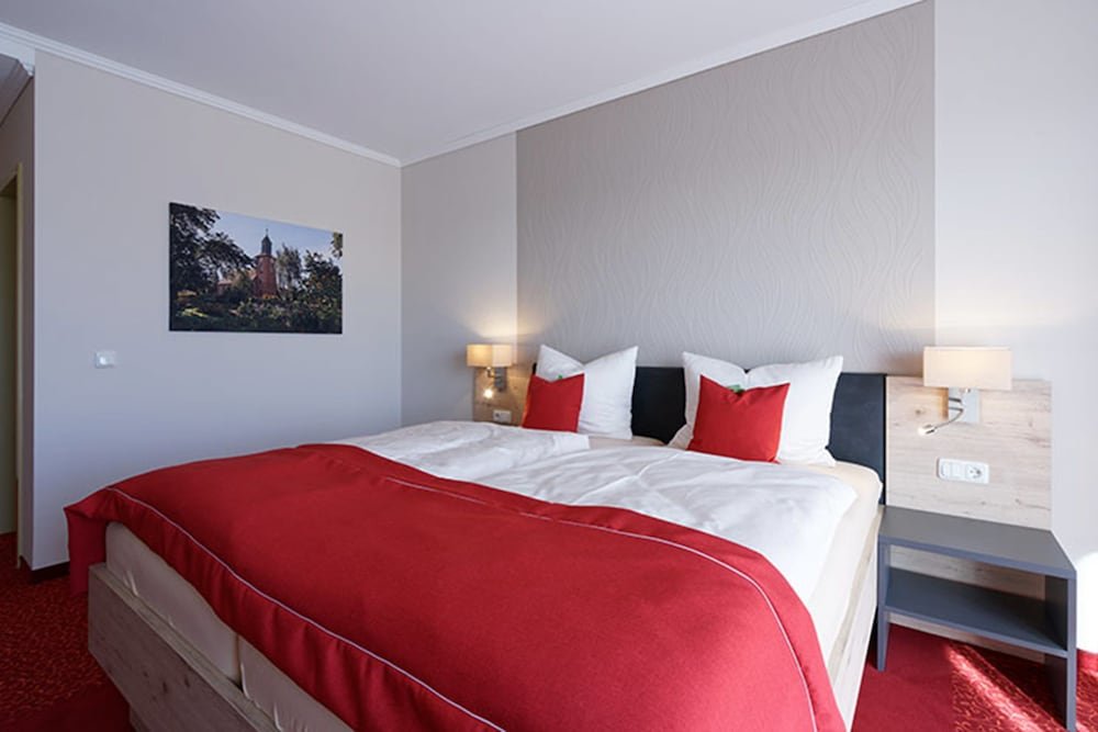 Фото Hotel Stadt Magdeburg