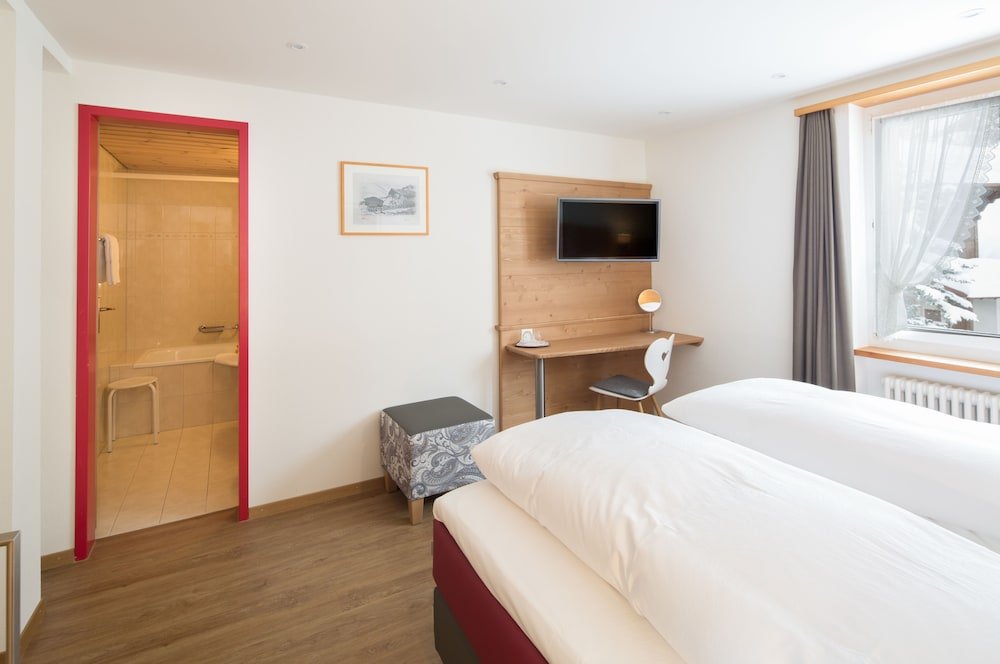 Фото Hotel Edelweiss Superior