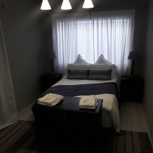 Гостиница Spinoza Self Catering Accommodation в Виндхуке