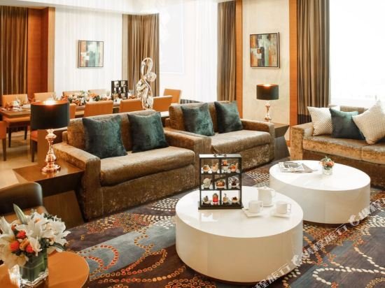 Фото The Grand Fourwings Convention Hotel