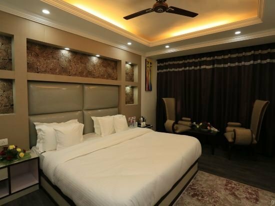 Гостиница Milad Hotel в Сринагаре