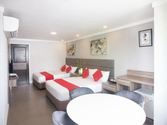 Фото Oyo 208 Anika Suites