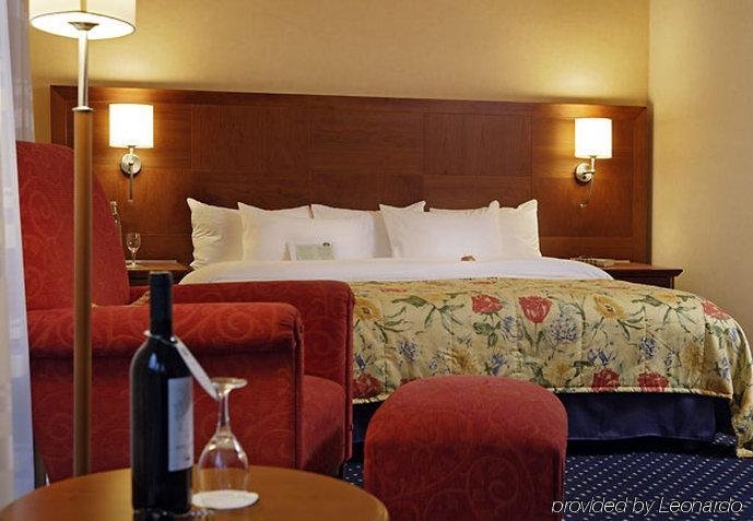 Фото Parkhotel Bochum by stays