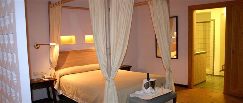 Фото Parador de Ceuta Hotel La Muralla