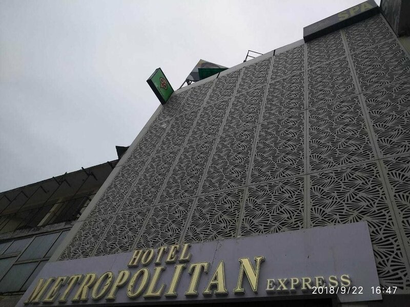 Гостиница Airport Hotel Aerocity Trio Express в Дели