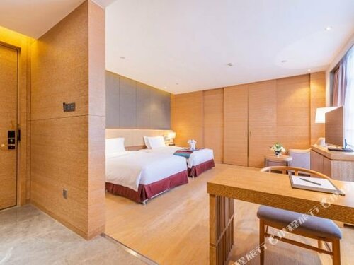 Гостиница Novotel Huashan