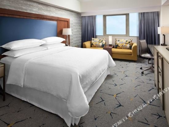 Фото Sheraton Gateway Los Angeles Hotel