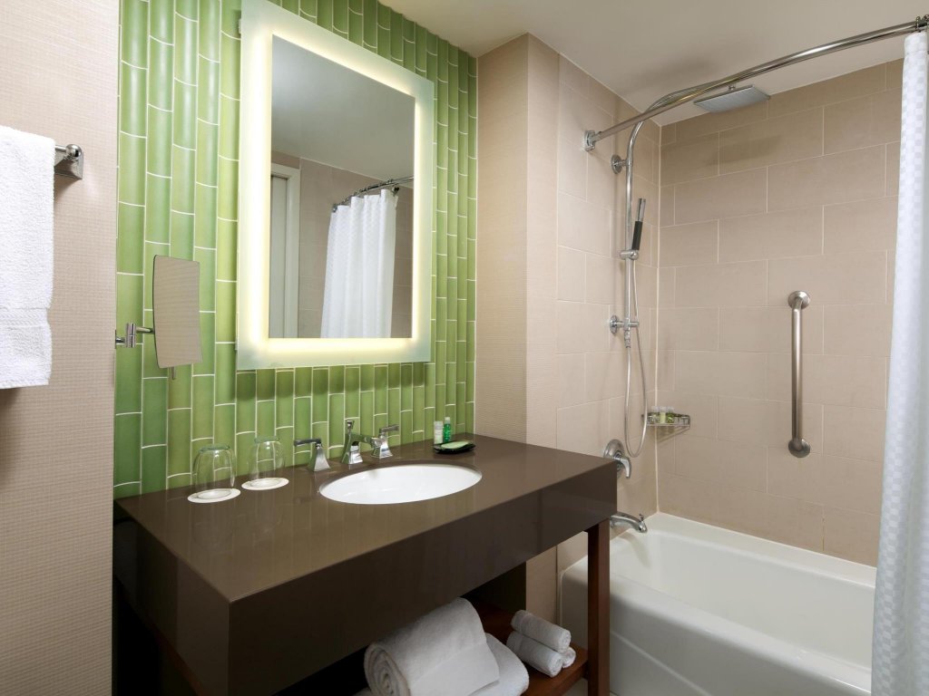 Фото The Westin San Diego Gaslamp Quarter