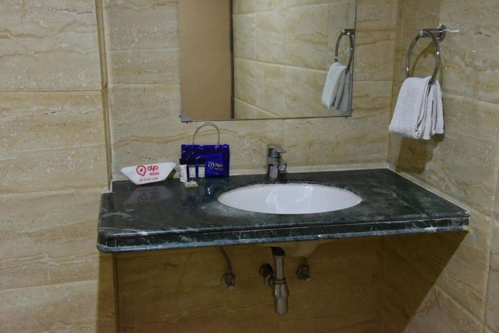 Фото Hotel Patliputra Nirvanaa