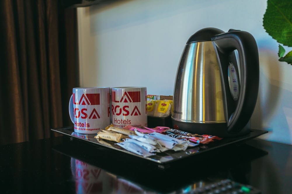 Фото La Rosa Waves Resort