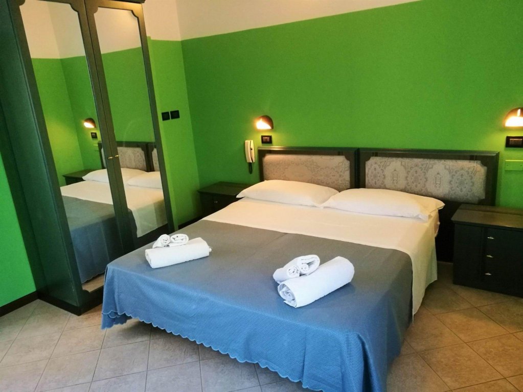 Фото Hotel Berna