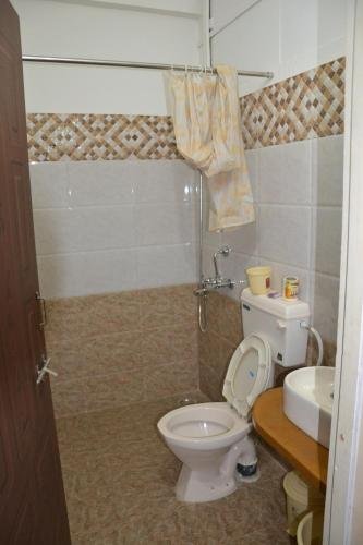 Фото Hotel heera Court