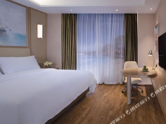 Фото Sheraton Zhanjiang Hotel