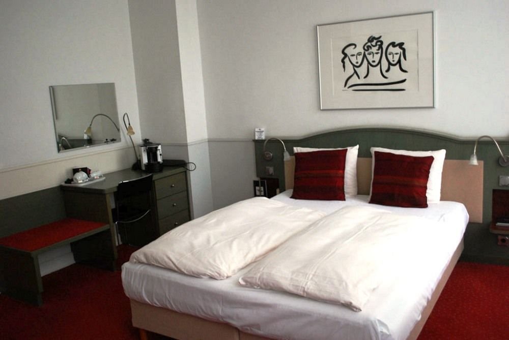 Фото Fitz-Roy Urban Hotel Bar And Garden