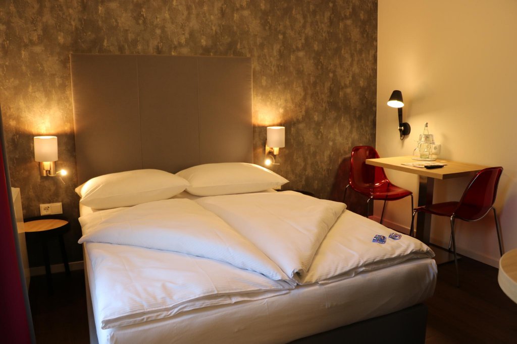 Фото Signature East Hotel Apartment