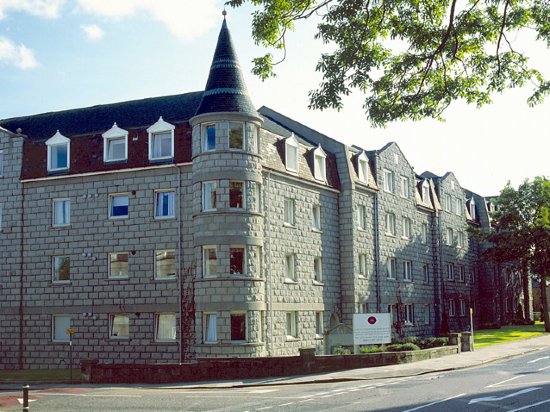 Фото The Spires Serviced Apartments Aberdeen