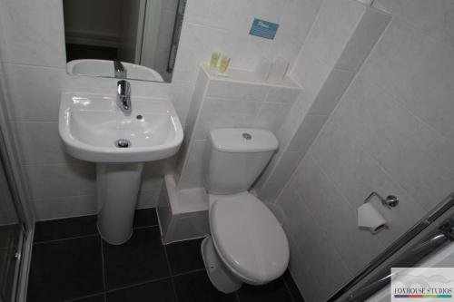 Фото Fox House, Studio Apartments