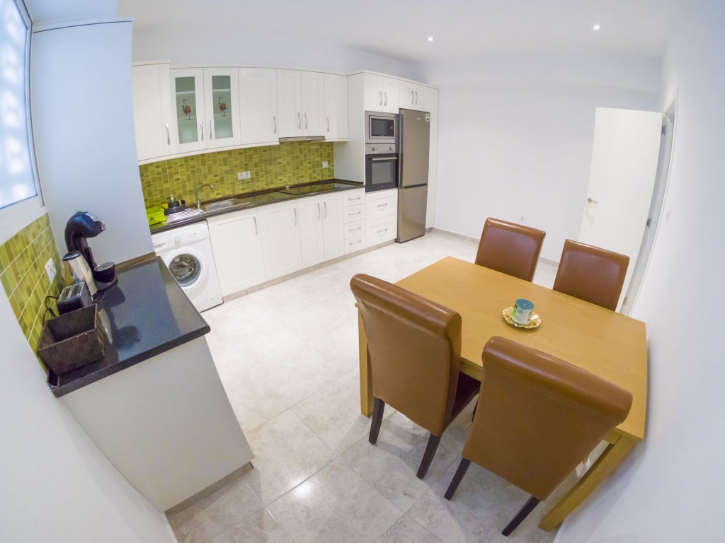 Фото Homely Apartments Club Náutico