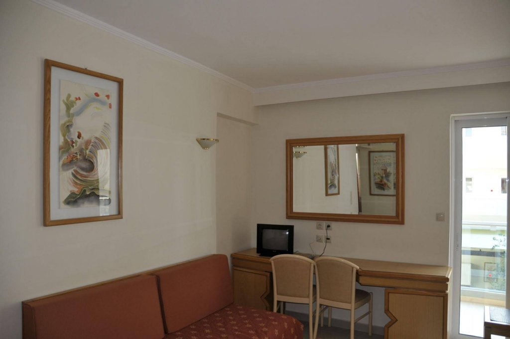 Фото Bristol Sea View Apartments