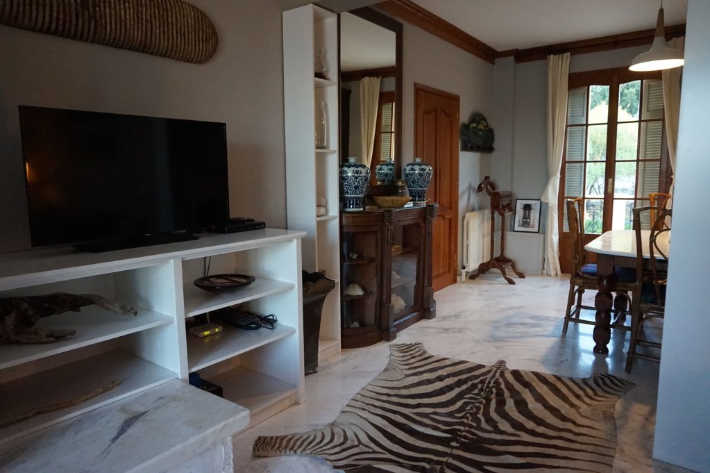 Фото Balhambra Suites - Adults Only