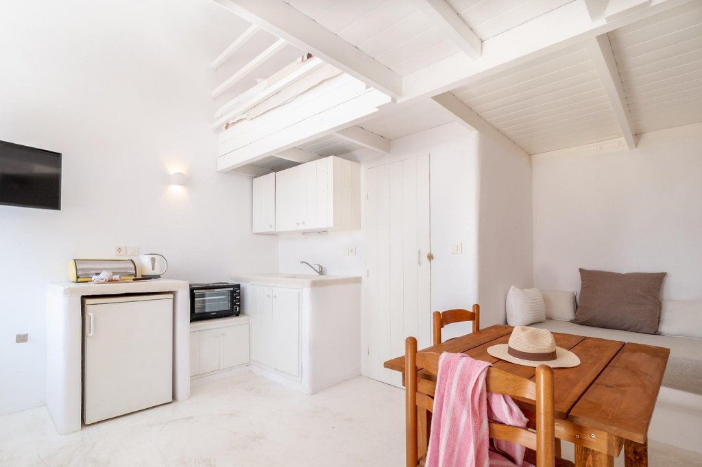 Фото Atlantis Boutique City Hotel