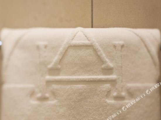 Фото Hôtel de l'Arcade