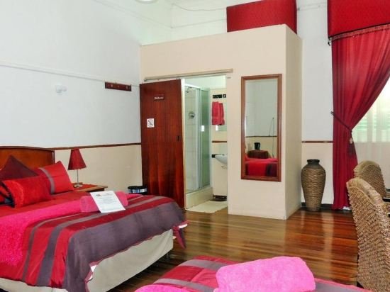 Фото Oasis Country Lodge