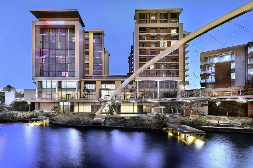 Фото Cape Town Marriott Crystal Towers