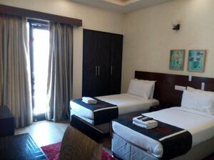 Jk Rooms 143 Amazone Holiday Guest House